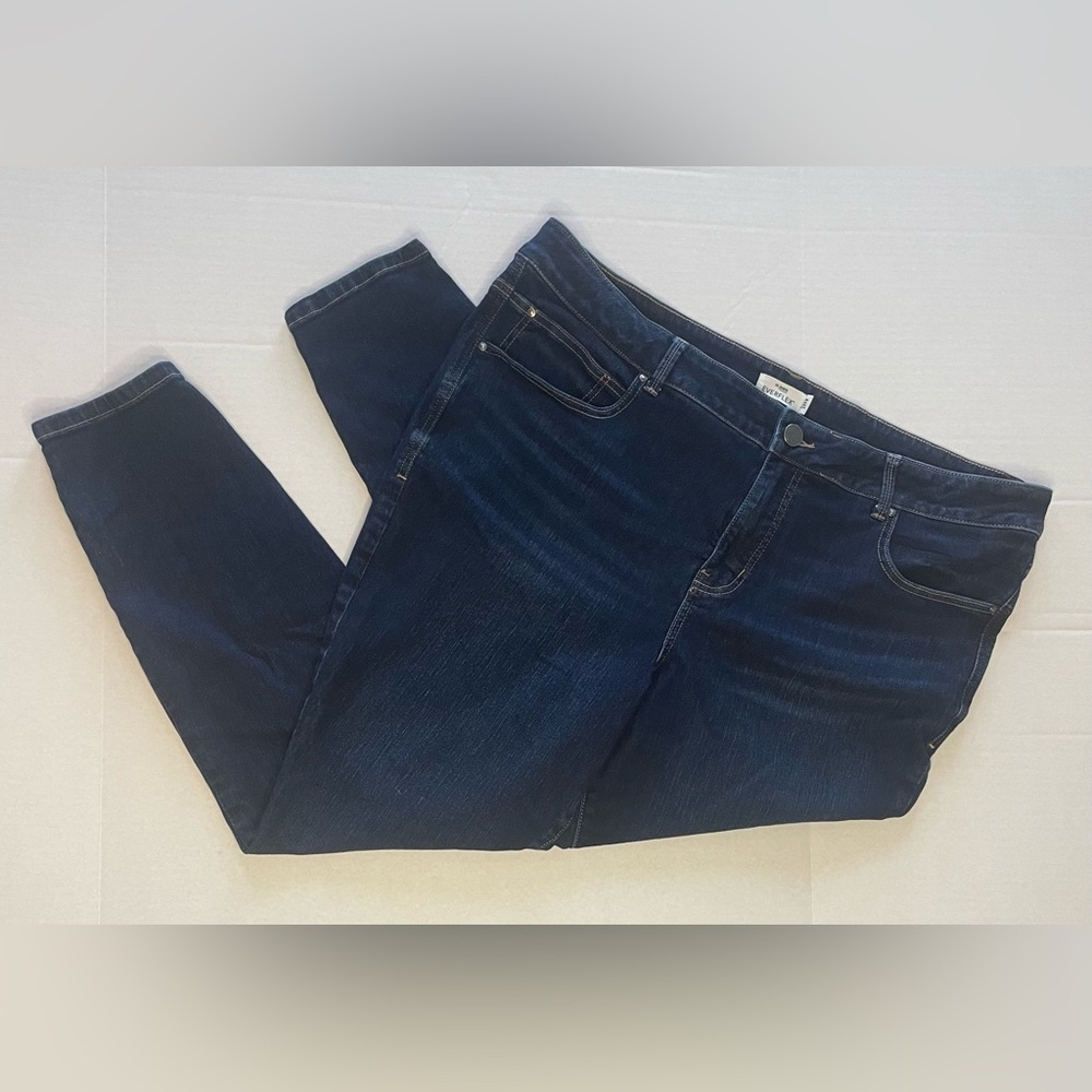 Everflex m jeans by Maurice’s Super Skinny High Rise 22 Short